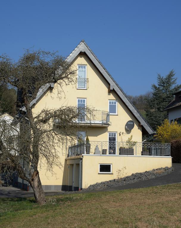 Gaestehaus Waldecker Boos Exterior photo